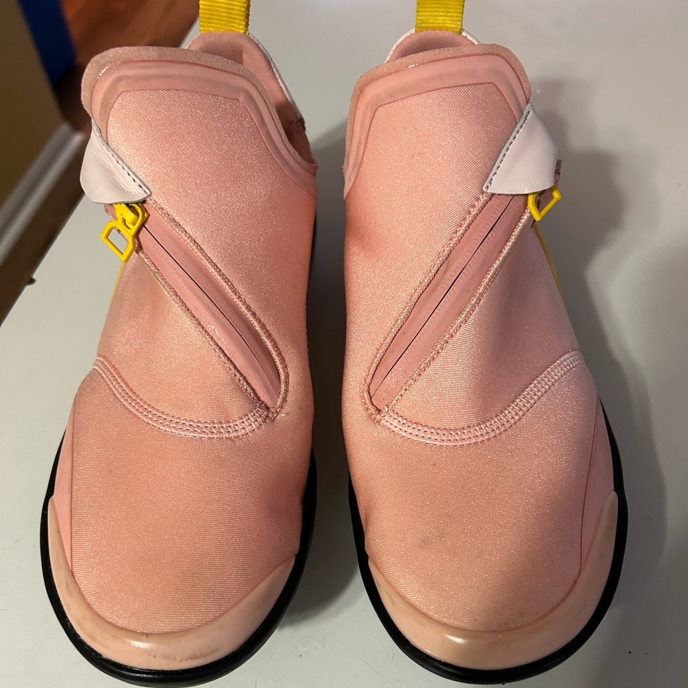 Women’s Nike running shoes